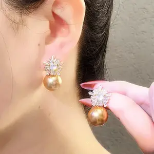Snowflake Pearl Women's Earrings High-End Light Luxury Large Studs 2026 New Popular Style, Pearl Motif, Large Size, New 2026