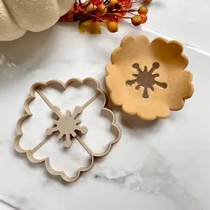 Retro Flower Trinket Dish