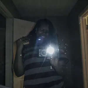 2025 Digital camera 5k,digital camera with flip screen,18X Digital Zoom Camera for vlogging,content creator camera,Portable Retro Camera，With for 2 batteries,Compact Travel Camera for Teens,Summer Gifts