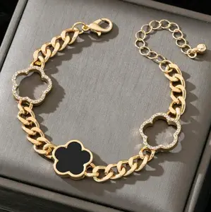 Classic Fashion 2pcs Pale Pink Leopard Print & Clover Charm Bracelet Set with Decorative Charm and Chain