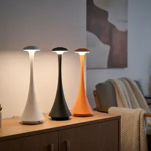 New Arrival Mushroom Table Lamp Rechargeable Wireless Touch Lamp Creative Lamp USB-C Desk Lamp Hotel Bedroom Atmosphere Light
