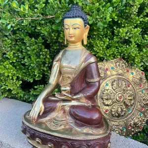 Buddha Statue with Intricate Design and Gold Accents, Perfect for Home Decor and Spiritual Practices