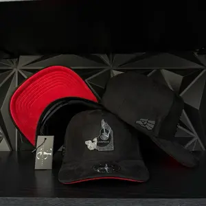 Campeche México SnapBack Hat-black/red suede