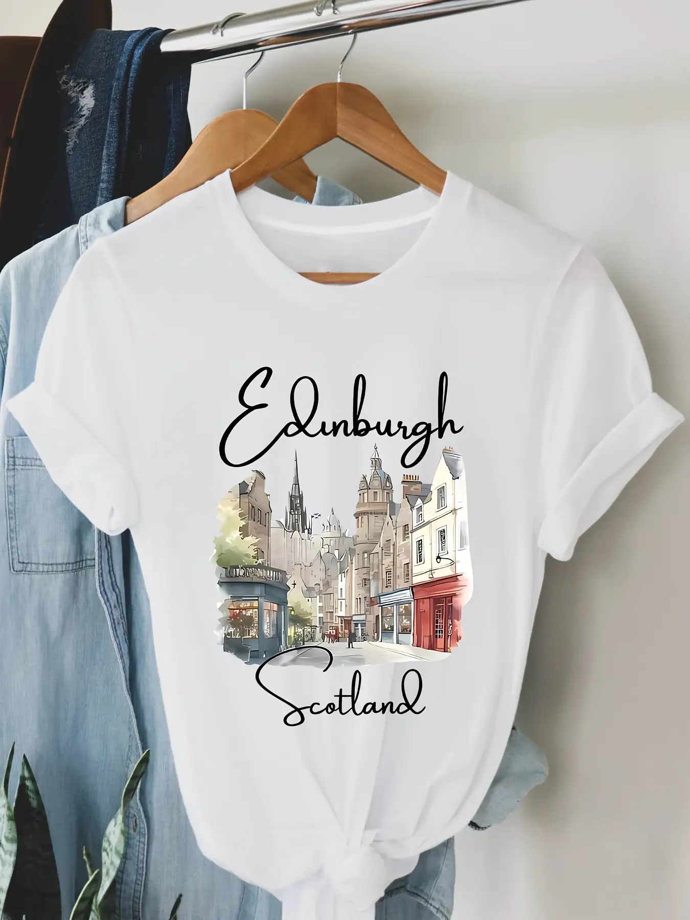 Women's Edinburgh Scotland Watercolor Cityscape & Bold Letter Print T-Shirt - Soft Stretch Crew Neck Short Sleeve Casual Top for Spring & Summer, Travel Clothing, Scottish Themed Apparel, Nontransparent Fabric, Summer Outfit, Lightweight Shirt, Printed Te