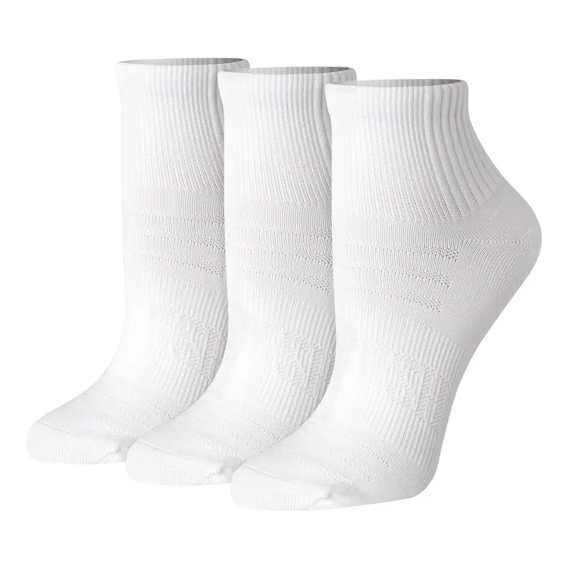 Hanes Moves Women’s Seamless Stretch Ankle Socks 3 Pairs Women's Intimates Comfortable Fit Soft Fabric Breathable Hwma3