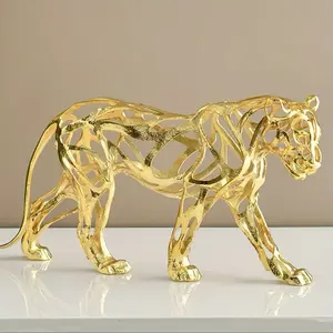 Modern Hollow-Out Leopard Statue, Luxury Metal Cheetah Sculpture for Home Office, Home Decor Accessory, Abstract Animal Figurine for Bookshelf & Living Room Decor, Collectible Room Decor