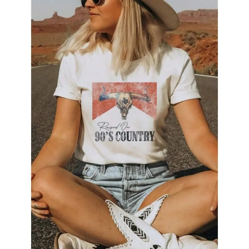 Raised On 90s Country Cow Skull Graphic Tee Women Vintage Western Cowboy T Shirt Oversized Soft Cotton Casual Crewneck Top For Concert Rodeo Nashville