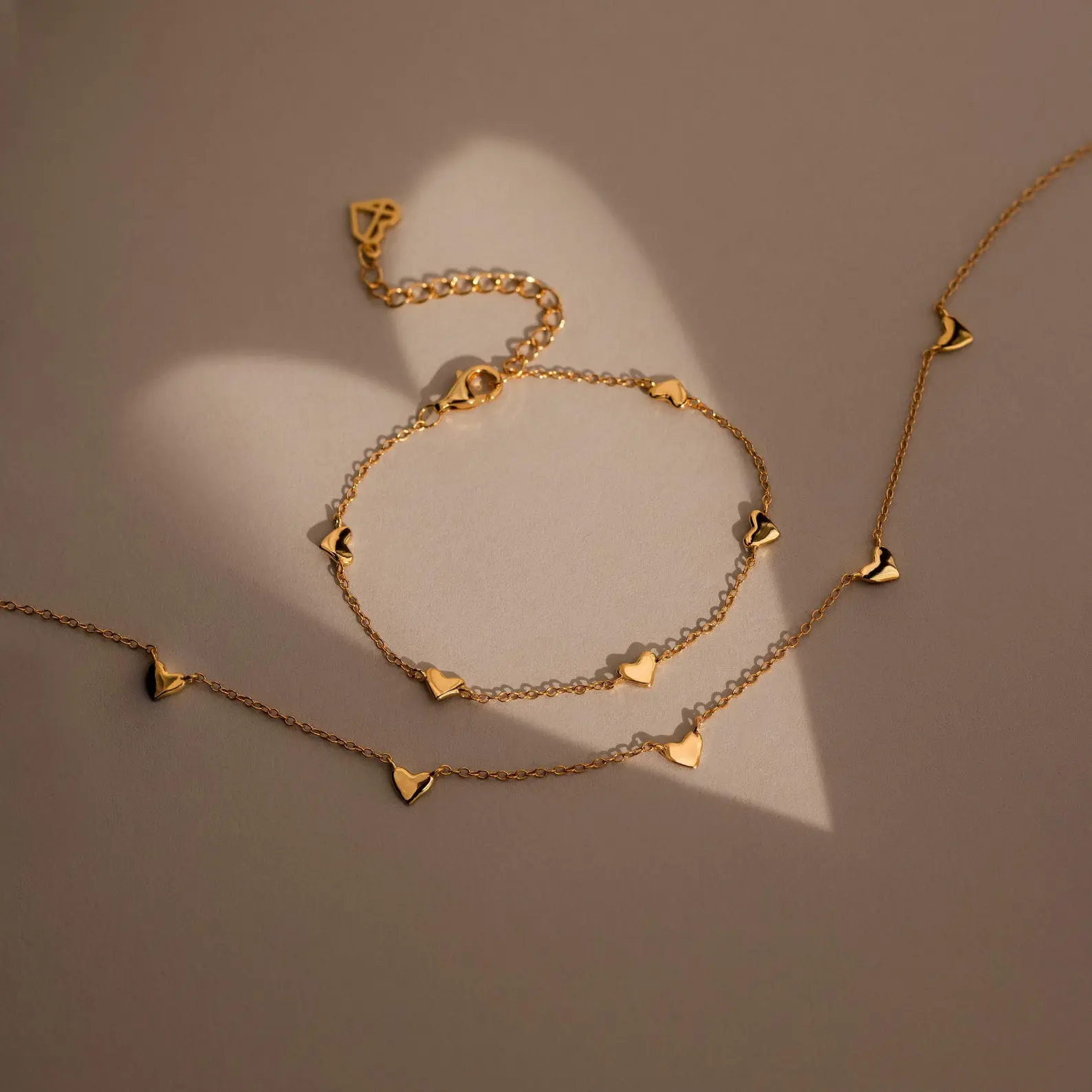 Heart Station Necklace & Bracelet Set by Caitlyn Minimalist - Set of 2: Dainty Heart Charm Necklace.& Bracelet in 18K Gold & Silver - Cute Jewelry Set for Women - Gift for Her