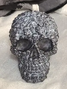 Deadhead Skull Candle