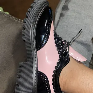 Women's Casual British Style Thick-Soled Retro Shoes, Round Toe Oxford, Fashionable Color Block Leather Footwear for Comfort and Style