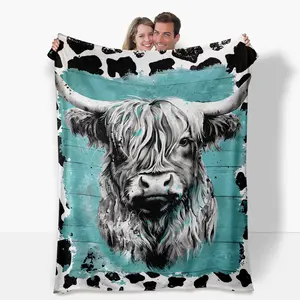 1 Piece Cow Pattern Flannel Fleece Blanket Nap Blanket Sofa Bed Sofa Warm Cozy Soft Furry Blanket Gift Home Comfort Lightweight Blanket Sofa Bed Cover Travel Camping Living Room Office Sofa Chair Bed Flannel Fleece Blanket