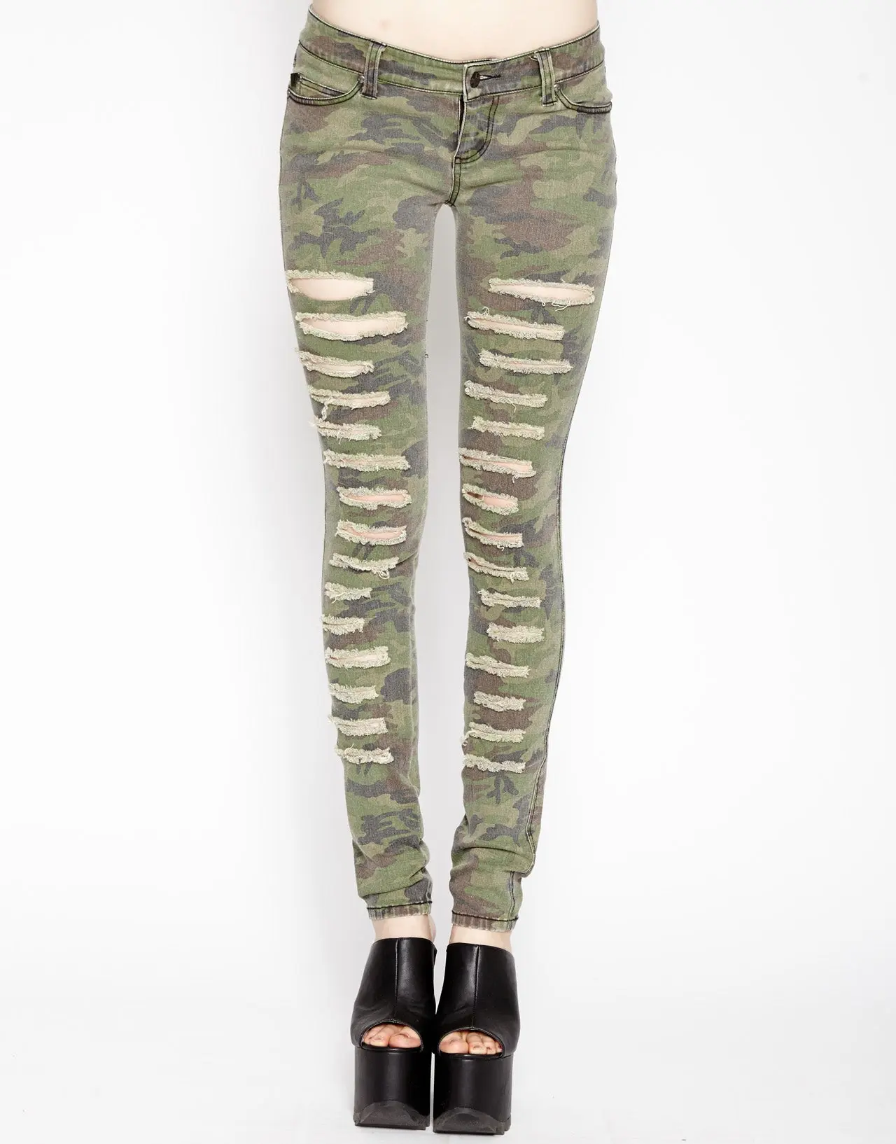 SHREDDED CAMO SKINNY PANTS