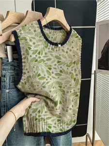 1 Piece Women's Loose Crew Neck Sleeveless Knit Top, Womenswear, Color Block Vest, Casual Sleeveless Outerwear, Spring Summer Casual Style, Dark Blue Trim, Contrast Green Gradient Leaf Print, Can Be Worn Alone, For Daily Outdoor Wear