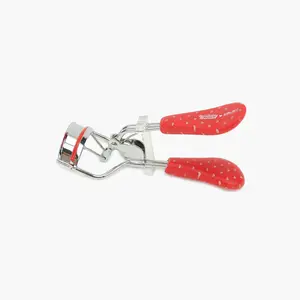 Celavi 1pc Red Strawberry Eyelash Curler