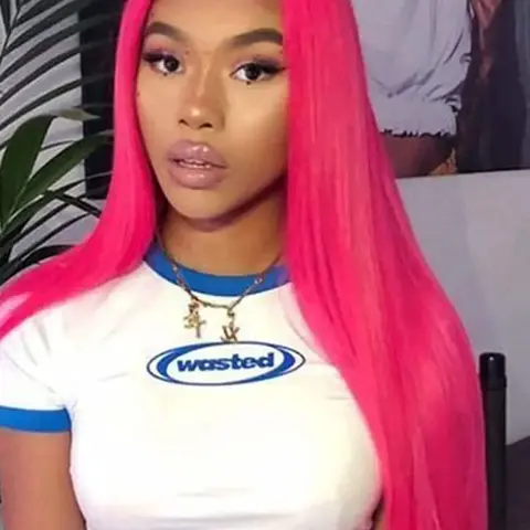 28-Inch Long Straight Lace Front Wig for Women, Fluffy Wig without Bangs, Synthetic Material, for Party, Anime or Costume Party, Colored Wig