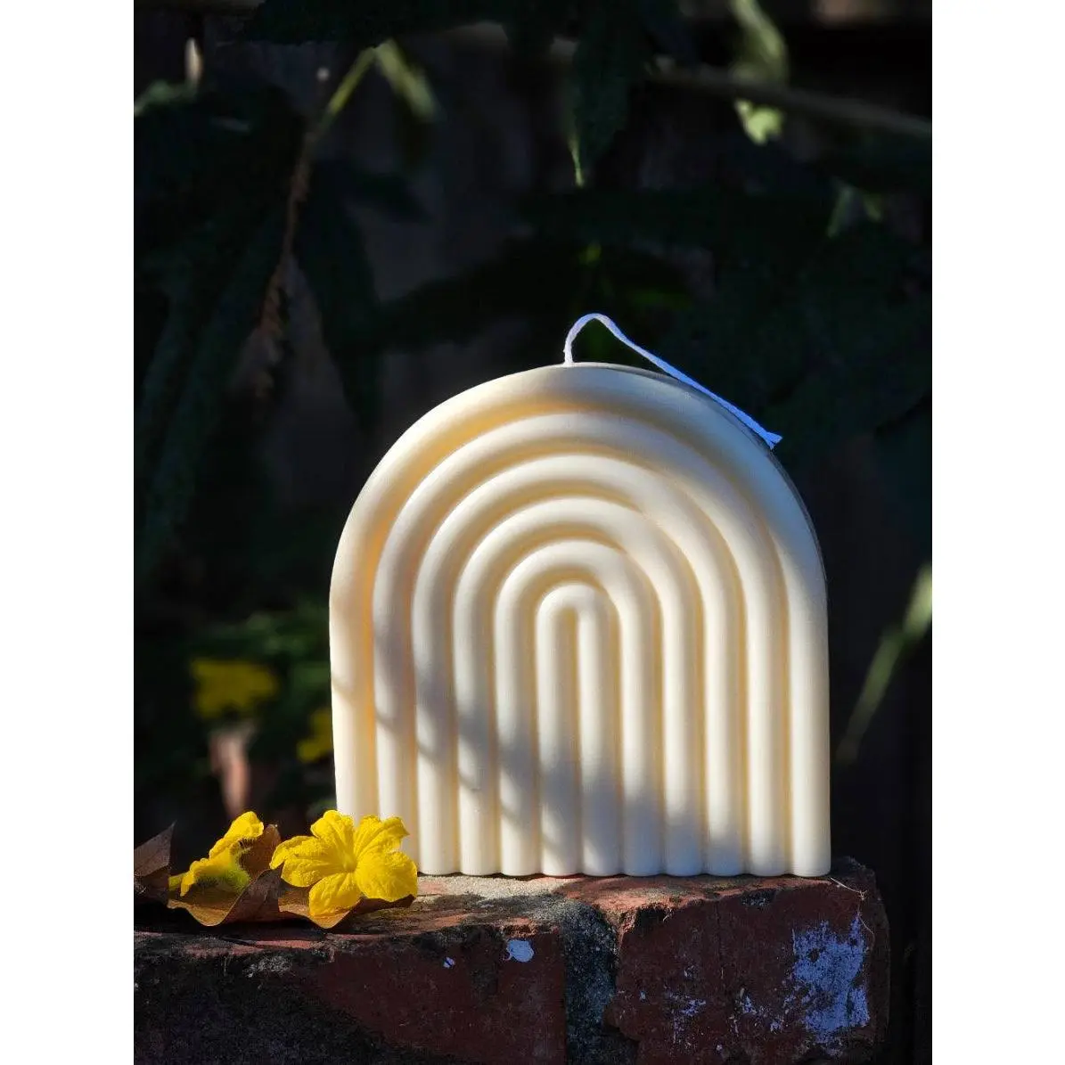 Rainbow Arch Candle  / Natural soy wax - Home / Bathroom / bedroom / Living room / Table Decor