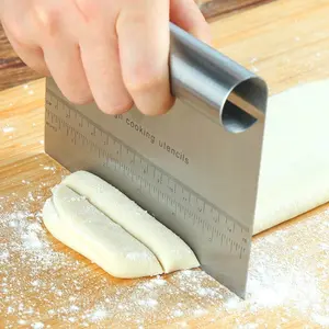 Stainless-Steel Dough Scraper – Pastry Cutter with Measurement Scale