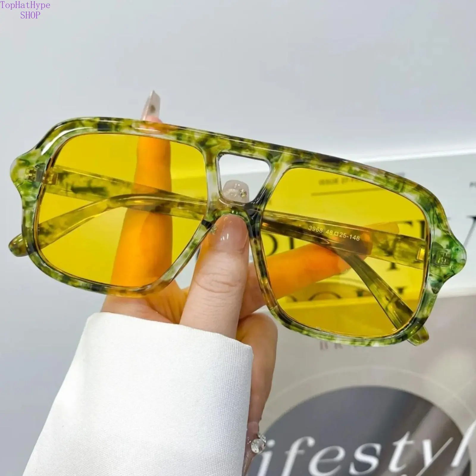 Unisex Non-Prescription Glasses - Vintage Oval Sleek Frames, Dark-Tint Lenses, Lightweight Fashion Eyewear for Daily Wear, Street Style, Dark-Tint Non-Prescription Glasses, Old-Fashioned Non-Prescription Glasses