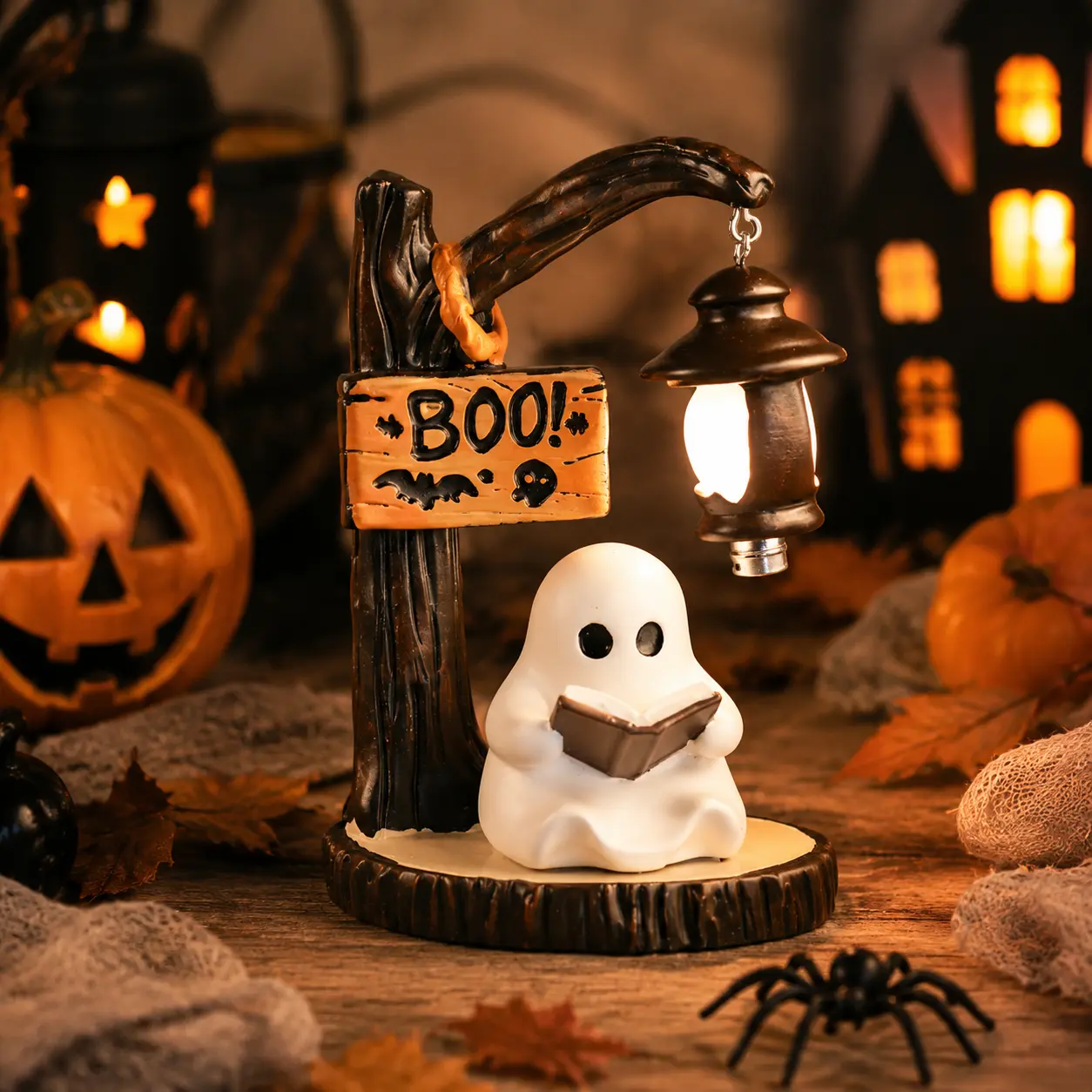 Cute Ghost Reading Lamp Lantern, 3D Resin Ghost Night Light with Warm Glow, Halloween Indoor Reading Lamp, Spooky Glowing Decoration, Halloween Party Gift