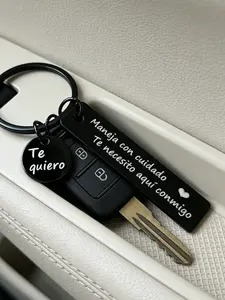 Drive Safe Keychain Gift Set, Cute Letter Pattern & Heart Design, Perfect Birthday & Father’s Day Present, Spanish Style Outdoor Accessory