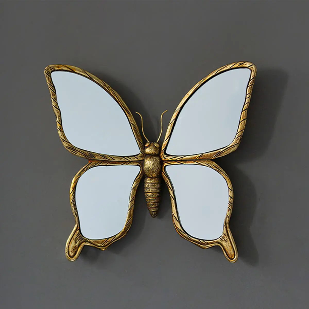 1-Piece Resin Frame Vintage Butterfly-Pattern Decorative Wall Mirror - Artistic Hanging Mirror Art, Decoration Accent Ornament for Living Room, Bedroom Home Decor, One-Piece