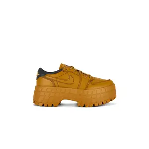 Jordan Air Jordan 1 Brooklyn Low Sneaker in Wheat, Anthracite, Team Red & Metallic Gold