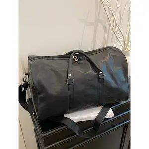 Large capacity travel tote bag, lightweight tote bag with zipper closure, fashionable and versatile, suitable for college students, school trips, travel, fitness, men's and women's travel bags