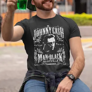Johnny Cash Man in Black T-Shirt – Vintage Portrait Graphic, Perfect Gift for Country Music Fans, Men's Cotton Tee