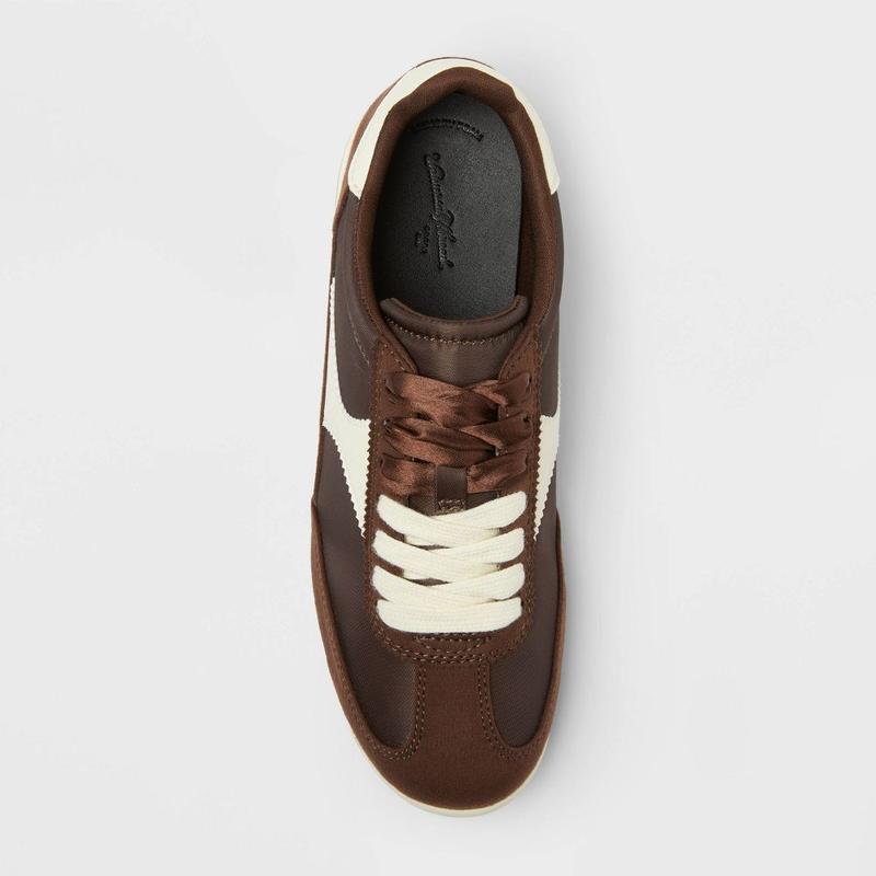 Women’s Skyler Jogger Sneakers with Memory Foam Insole – Universal Thread Brown 7