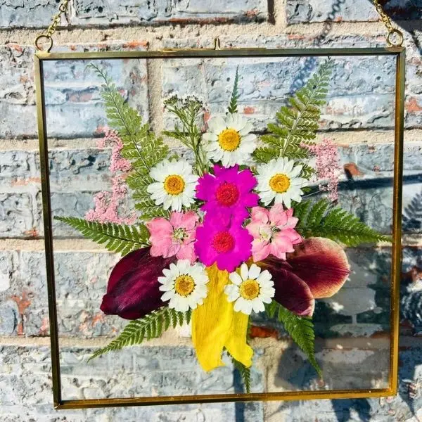 Custom Family Birth Month Flower Bouquet - Pressed Flower Frame - Birth Flower Gift - Birthday Gift - Personalized Christmas Gift - Gift for Mom - Gift for Her - Personalized Decor