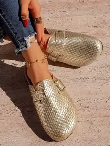 Women's Gold Woven Metallic Buckle-Accent Clog Mules, Slip-On Round-Toe Backless Shoes, All-Season Casual Daily Footwear, Comfortable Lightweight Outdoor Walking Mules, Spring Summer Autumn Fashion Office Vacation Shoes, Stylish Textured Flat Clogs