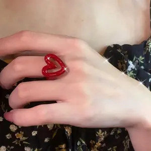 Women's Luxury Metal Heart Rings, European and American Fashion Heart-Shaped Open Ring