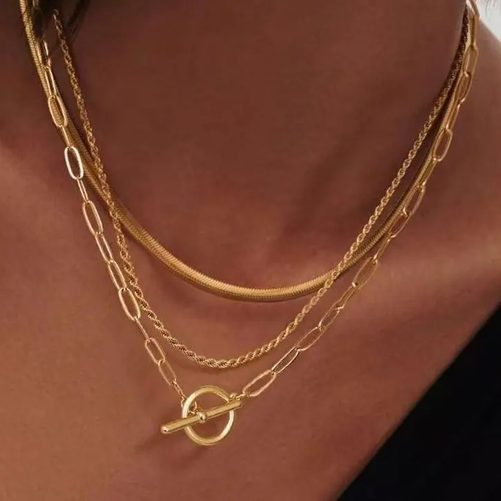 Women T-Buckle Layered Necklace  Adjustable Short Chain Choker Paperclip/Cuban/Twist Chain Combo Fashion Thick Chain Versatile Jewelry Gold & Silver Tone Ideal Valentine's Day Daily Gift