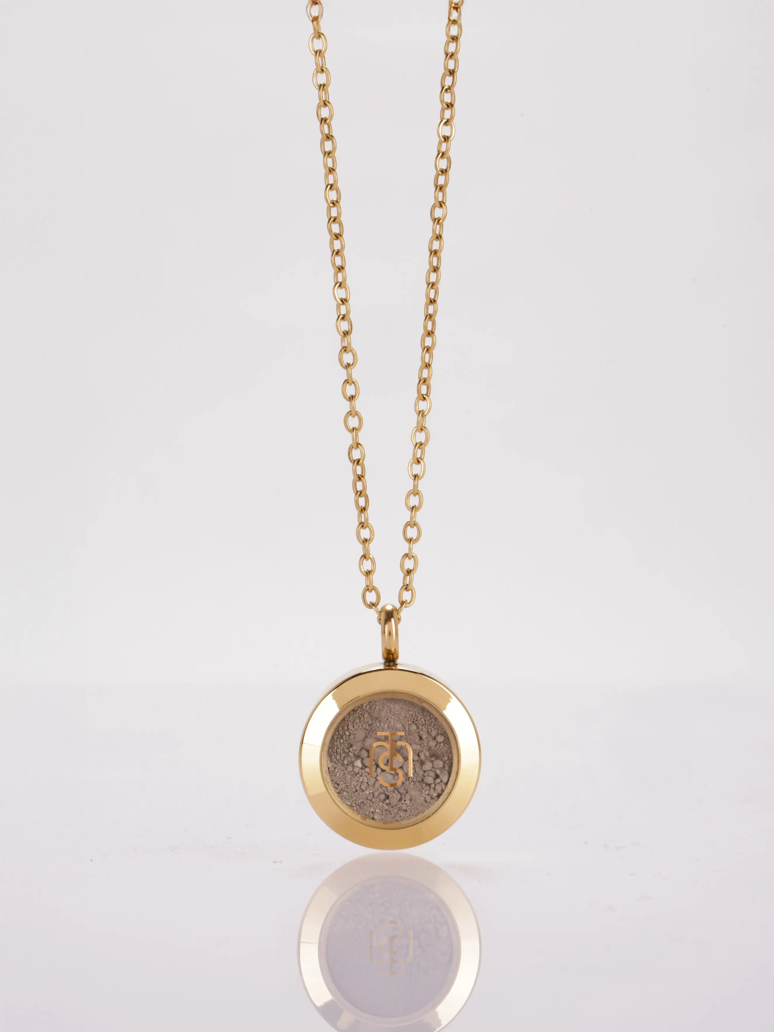 Church Bundle – Pendant + Locket