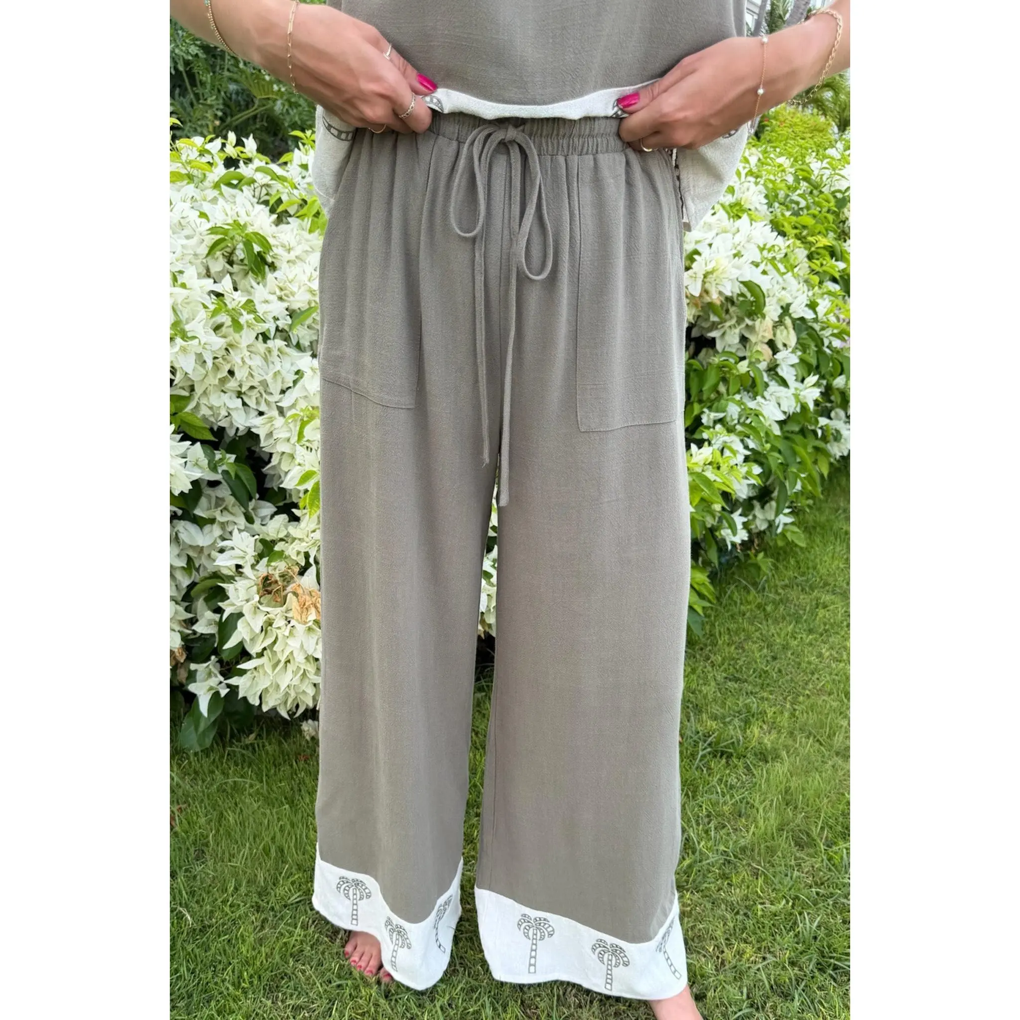 Villa Embroidered Linen Blend Wide Leg Pants