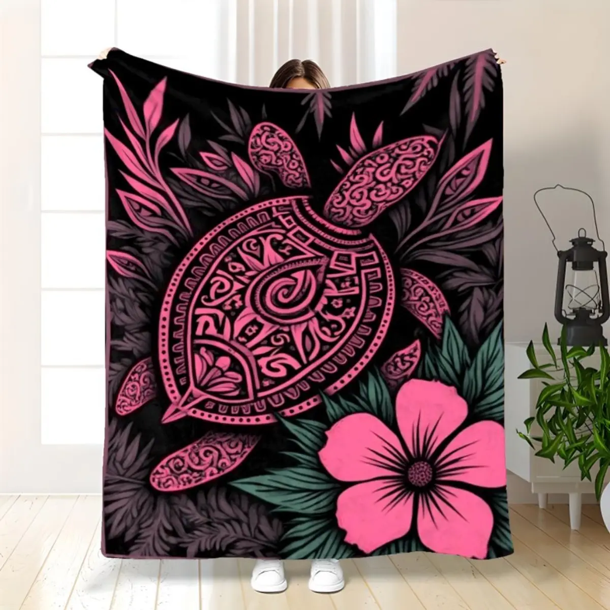 Polynesian Turtle-Hibiscus Flannel Polyester Throw Blanket - Lightweight All-Season Samoan Tropical Design, Bedspread/Couch Cover for Hawaiian Home Decor, Father's Day-Valentine Gifts for Child, Watch Party-Housewarming Essentials, 60*80In(Adult Size)