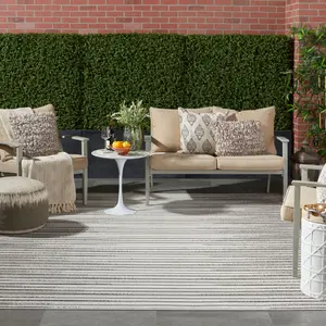 Nourison Calobra Contemporary Flatweave Indoor/Outdoor Area Rug