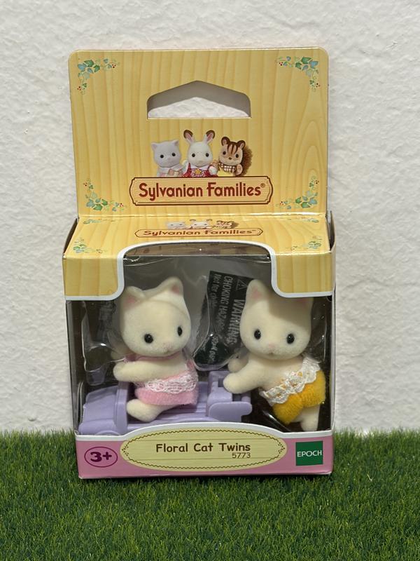 Sylvanian Families Floral Cat Family Trio 5769 + Twin Babies Set Calico Critters