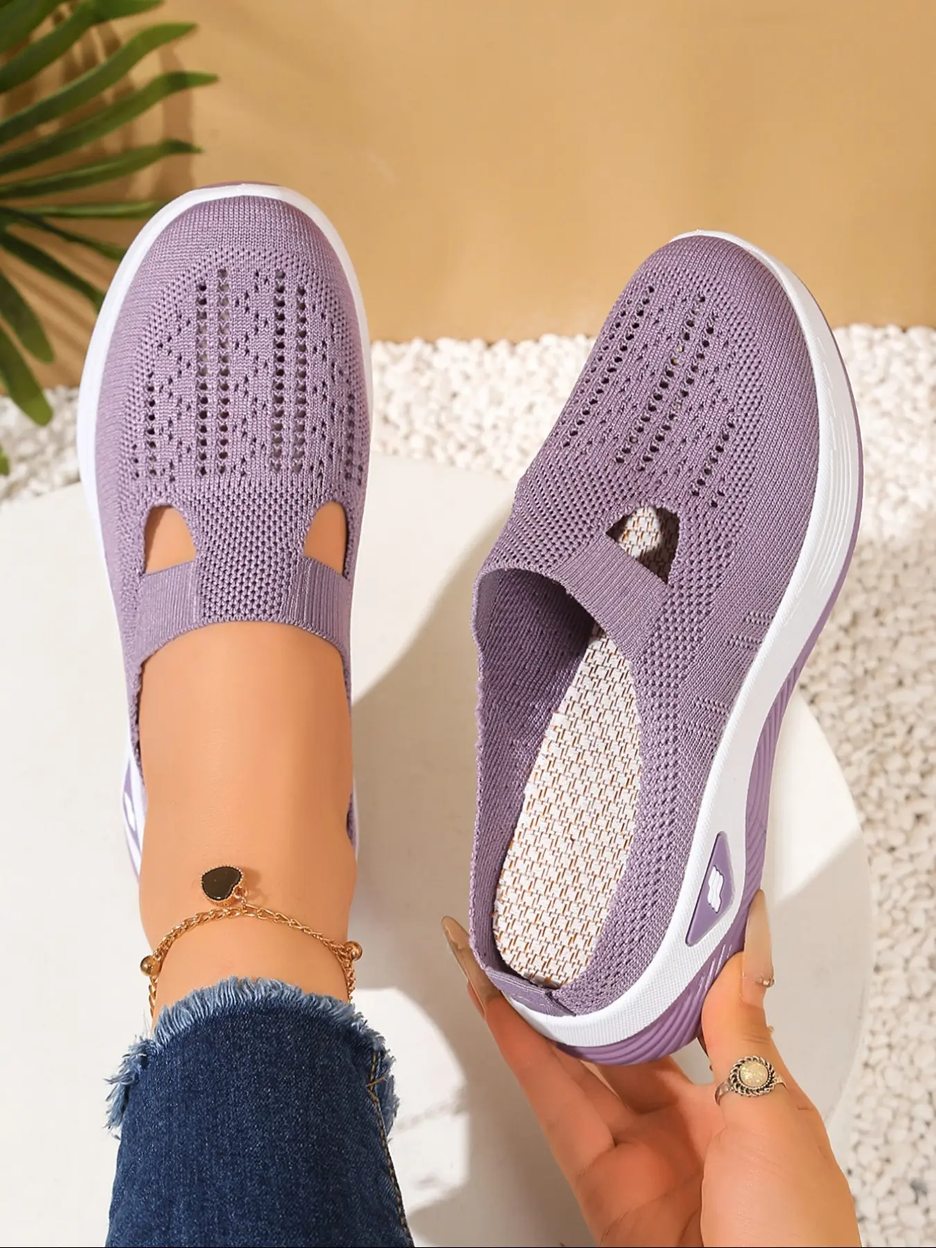 Women's Breathable Mesh Round-Toe Slippers, Soft-Sole Comfort Slip-On Lazy Shoes, Lightweight & Durable Mesh Slides for Spring & Summer Indoor Wear, Breathable Summer Footwear