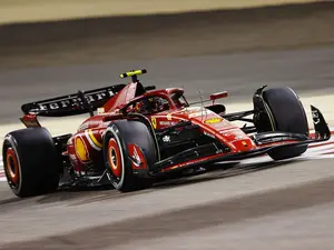 Ferrari SF-24 #55 Carlos Sainz 3rd Place Formula One F1 "Bahrain GP" (2024) with Acrylic Display Case 1/18 Model Car by LookSmart