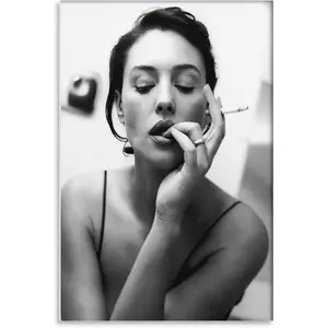 No Framed, Black And White Poster Monica Bellucci