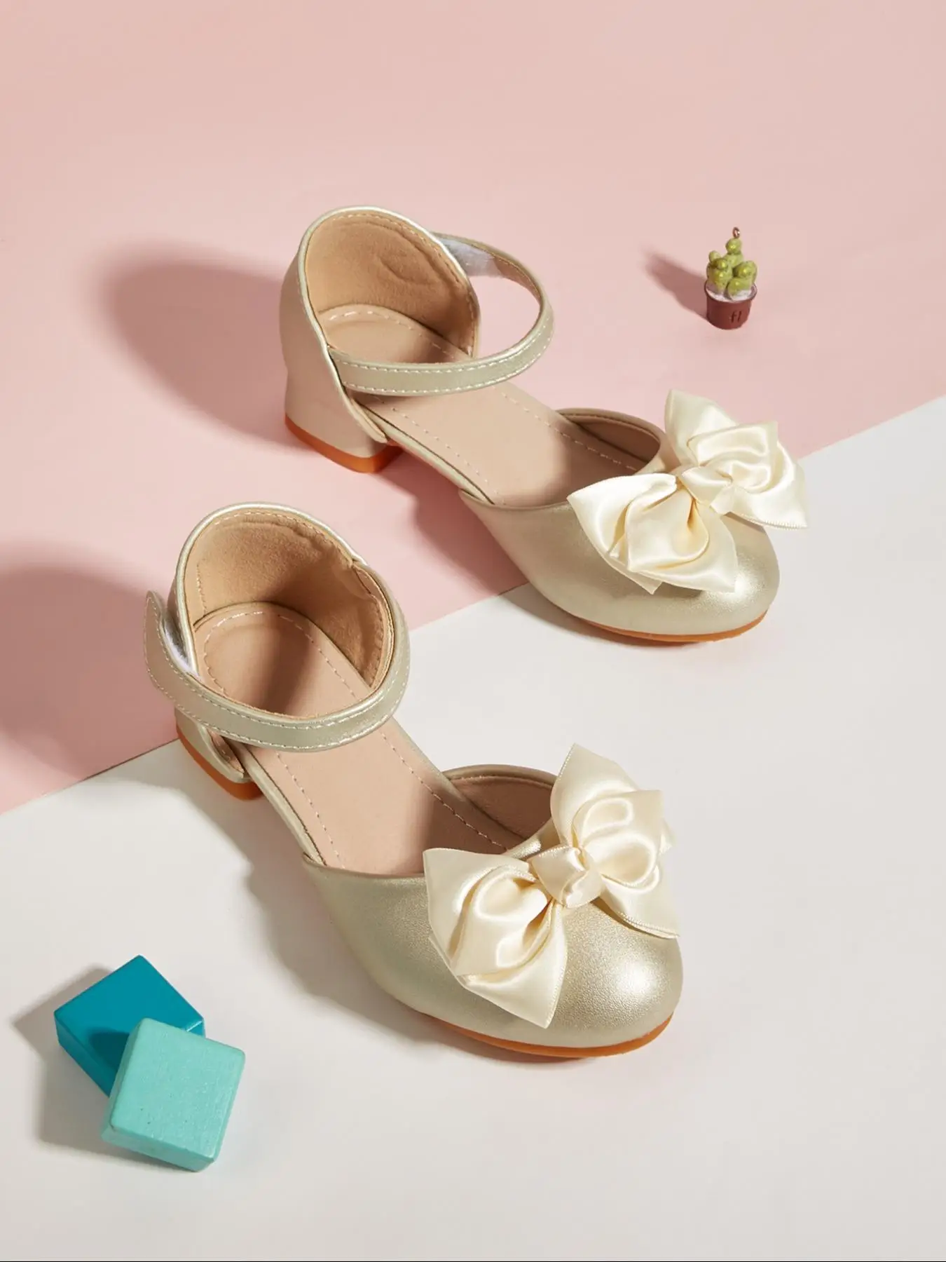 Girl's Elegant Bowknot Design Shoes, Cute Trendy Shoes, Fashionable Shoes for Daily Wear