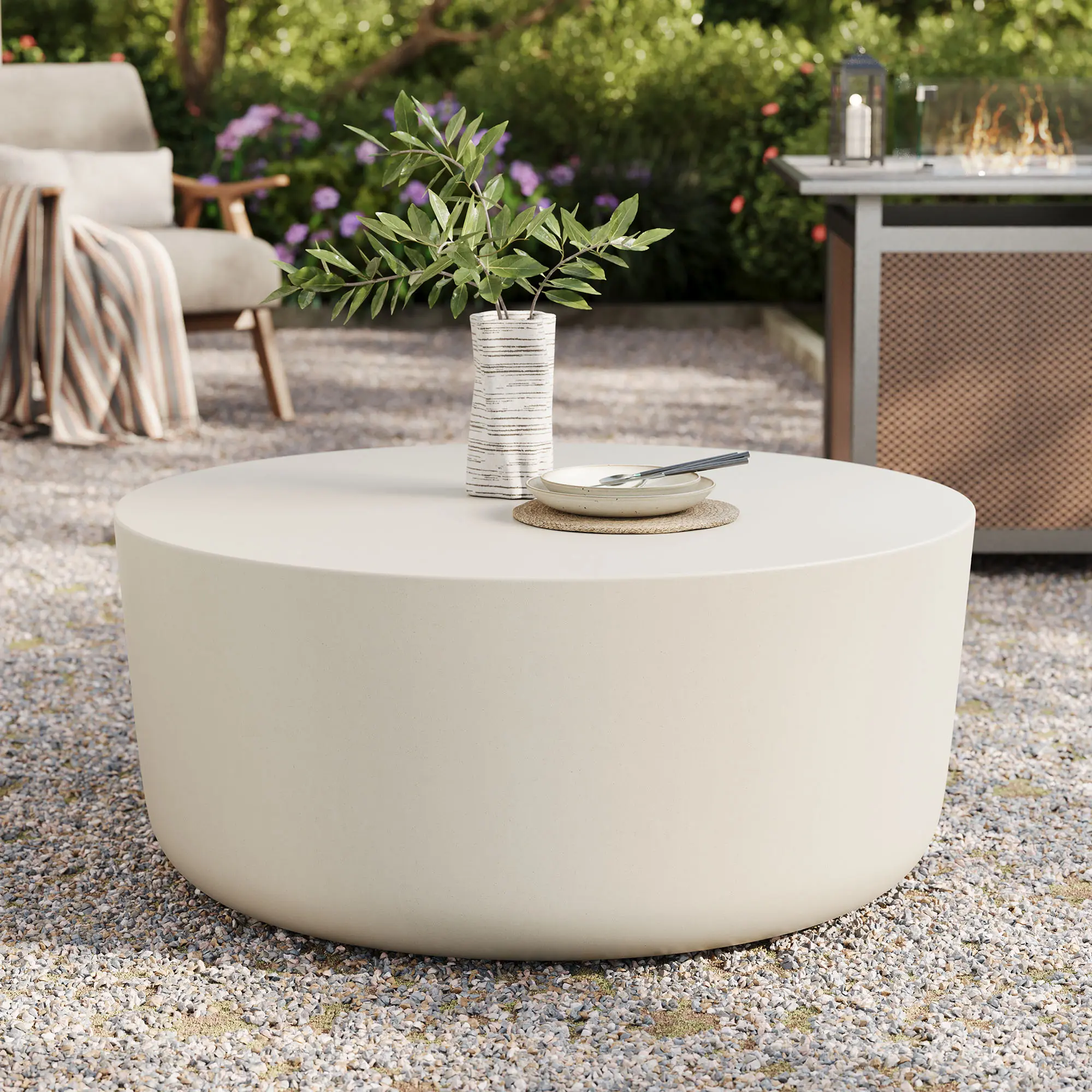 Modway Brion 34 In Fully Assembled 230 lbs Round Concrete Coffee Table - Indoor-Outdoor Patio Piece (Part of Round Concrete Side Tables Collection)