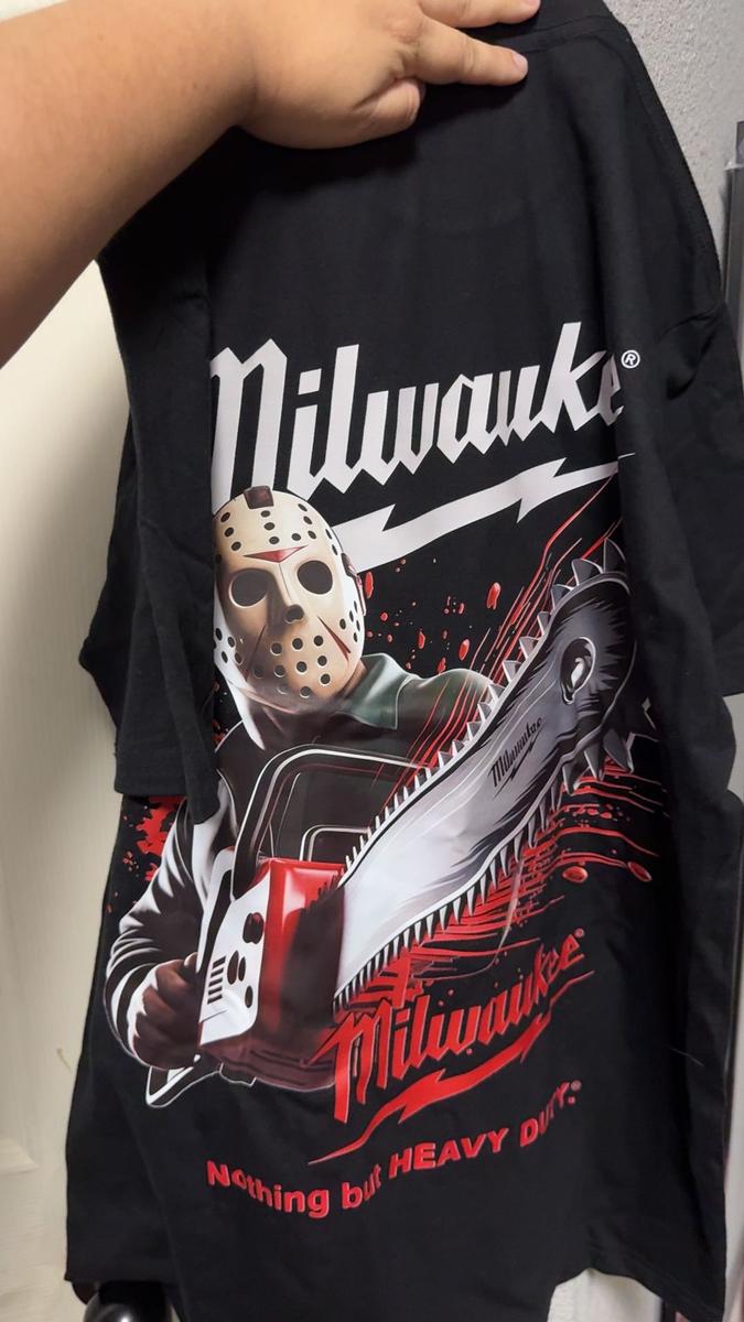 Item: black, M, T-Shirt