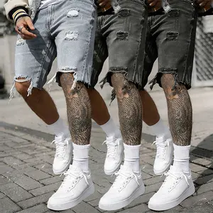 Men's regular-fit plain-color distressed denim tight shorts. Lightweight, slightly stretchy, casual and breathable summer casual denim shorts suitable for daily wear, and a fashionable choice for men. Summer jeans. Streetwear