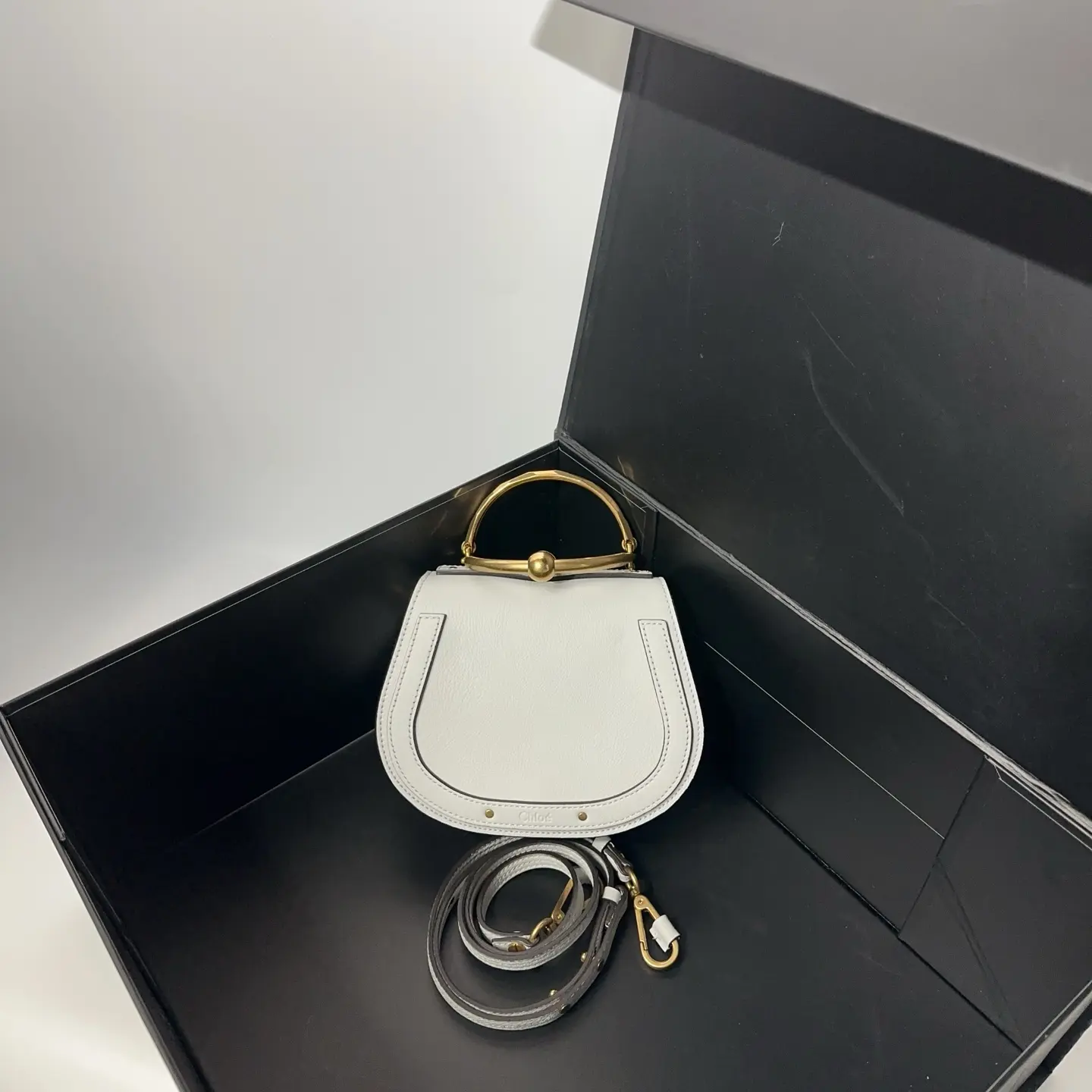 Pre-owned Chloe B. White Leather Gold Ring Top Handle Crossbody Bag 0729qiqi 23842065 11