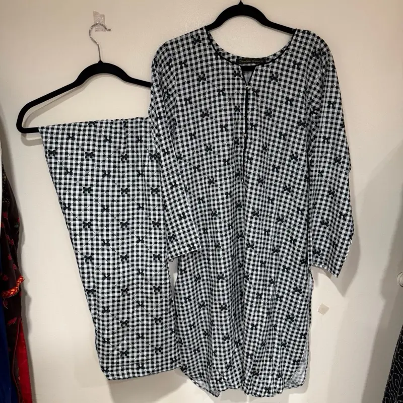 Medium Size 42 Trendy Linen 2 Piece Shirt and Shalwar Ready To wear For Casual And Daily