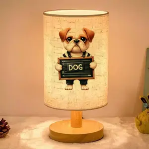 This ambient desk lamp features a cartoon bulldog holding a blackboard. Powered by USB, it's suitable for bedroom and living room decoration and makes a perfect gift for family and friends during Valentine's Day, Christmas
