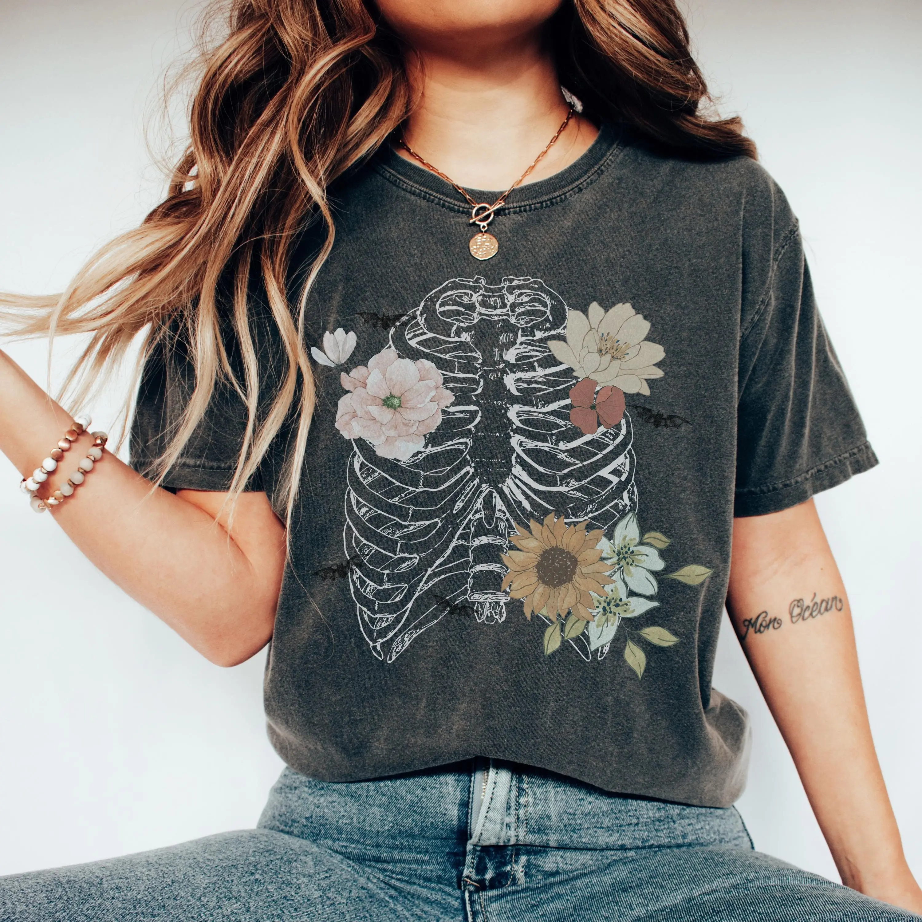 Comfort Colors Floral Ribcage Shirt, Skeleton Flower Tshirt, Rib Cage Flowers T-Shirt, Gothic Cottagecore Tee, Botanical Ribcage Goblincore