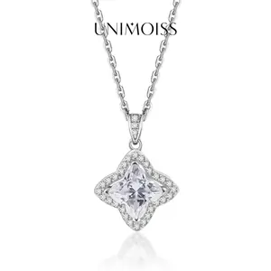 UniMoiss 1.1ct Brilliant Iced-Out Lily Bulb Four-Leaf Clover Pendant Necklace Moissanite Necklace Moissanite Jewelry Engagement Wedding Anniversary Perfect Christmas Gifts